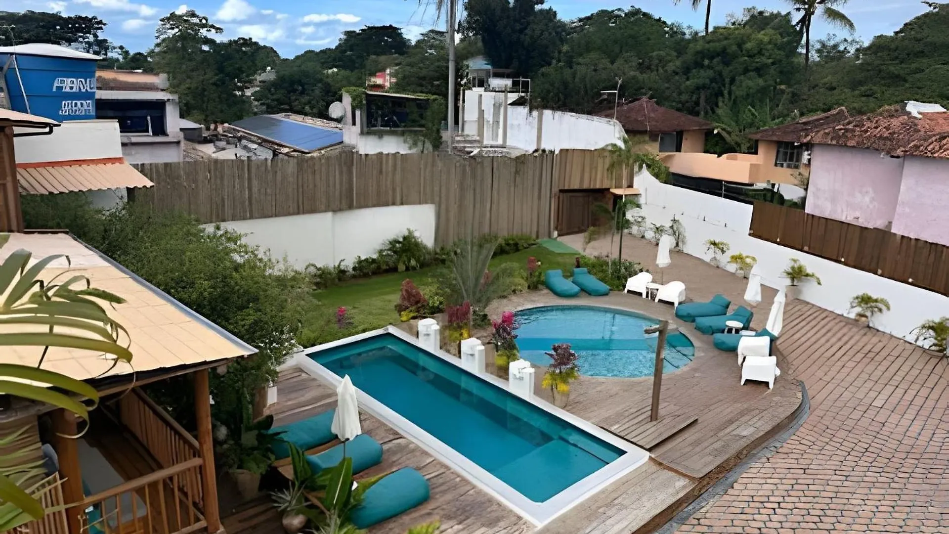 Casa Na Mucuge - 4 Suites location